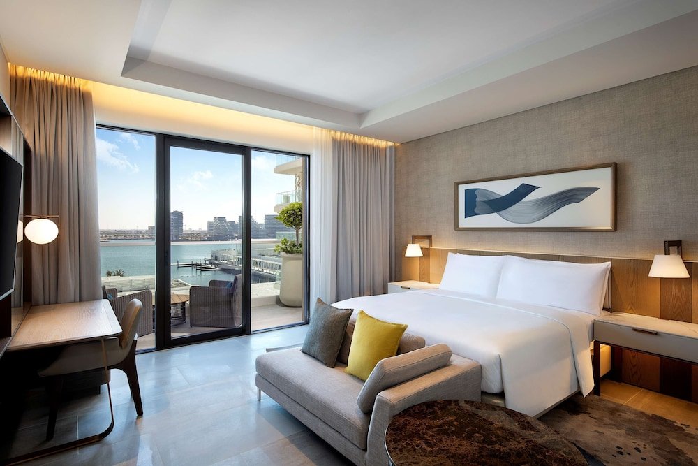 Люкс с 2 комнатами Hilton Abu Dhabi Yas Island