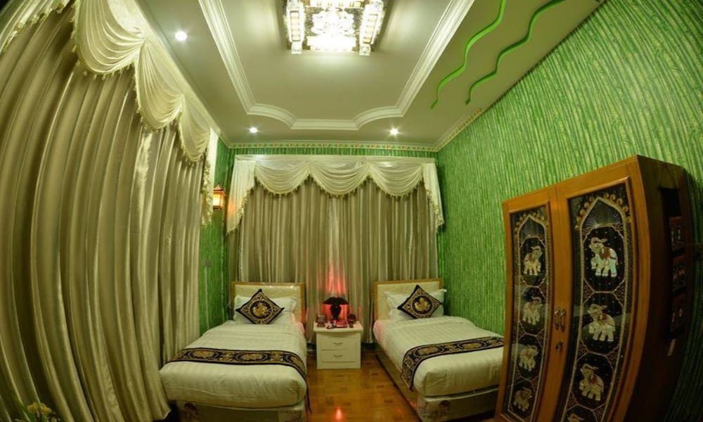 Standard Zimmer Mandalay Kandawgyi Inn