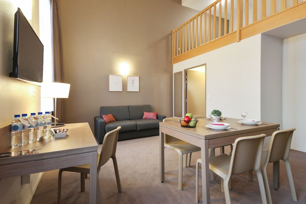 Апартаменты Superior c 1 комнатой Appart’City Confort Reims Centre