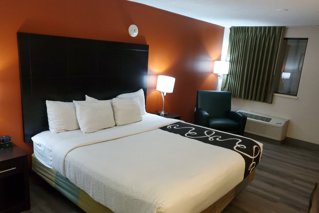 Deluxe Zimmer La Quinta Inn by Wyndham Tampa Near Busch Gardens