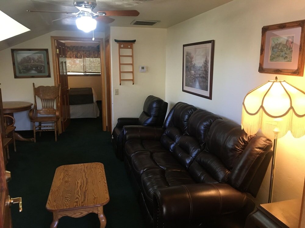 Suite Whispering Pines Lodge