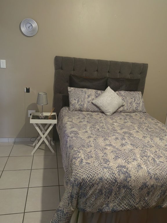 Standard Single room Unami Self-catering Accommodation