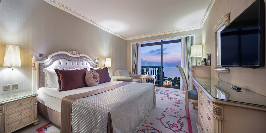 Двухместный номер Standard с балконом и с видом на море Merit Crystal Cove Hotel Casino & SPA