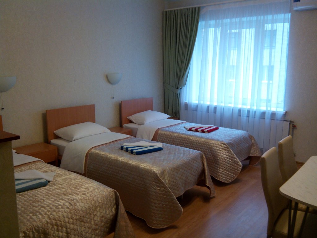 Standard Quadruple room Отель ОЧАГ