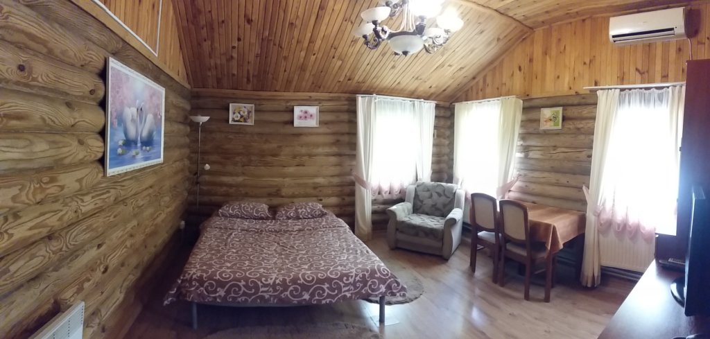 Cottage with view Zolotoy Bereg Hotel