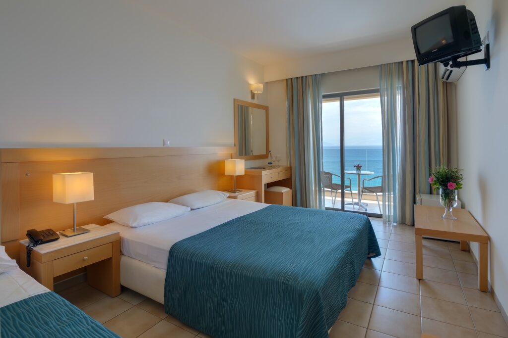 Номер Standard с балконом и с видом на море Miramare Resort & Spa