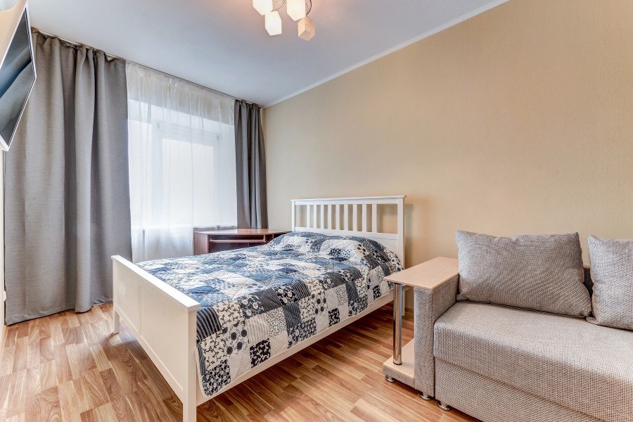 1 Bedroom Apartment with balcony Za Chernoy Rechkoy Apartments