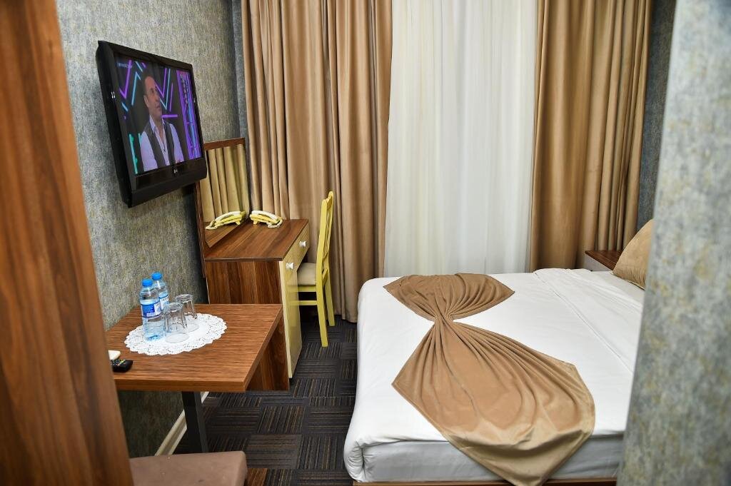 Economy Single room with view Baku Rigs Hotel