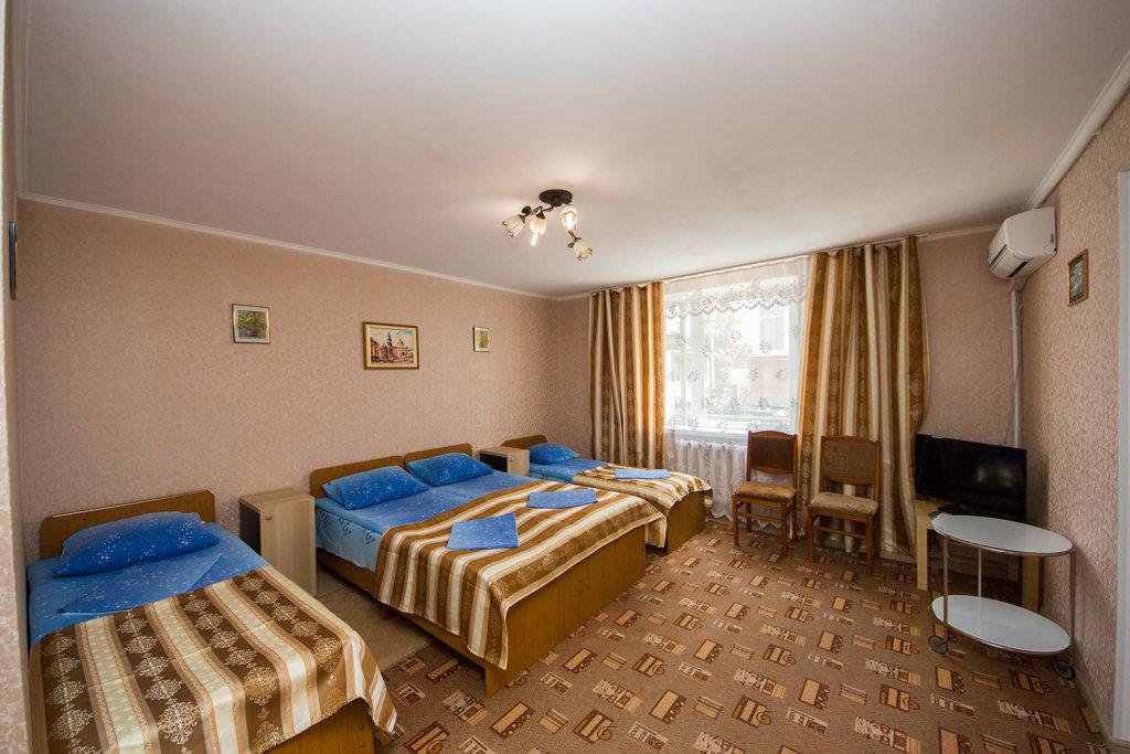 Standard Quadruple room Guest House Lvov
