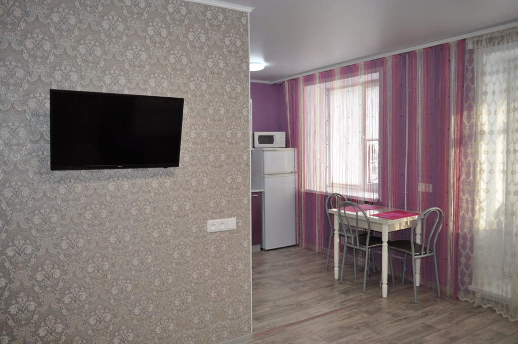 Apartment 1-K Kvartira Na Pospelova 15 Apartments