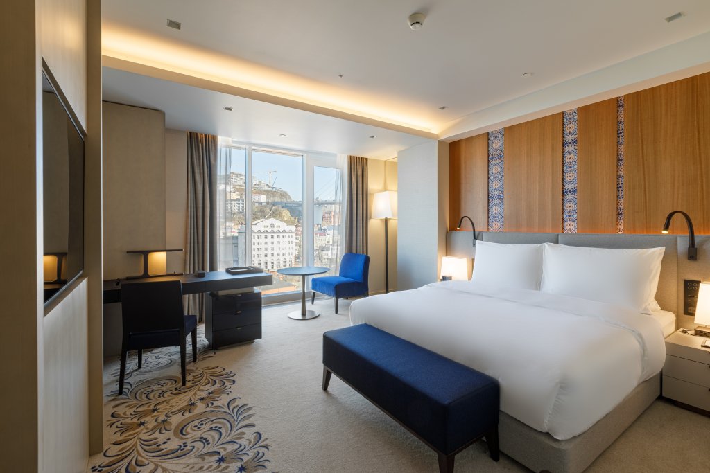 Superior Double room with city view VLADIVOSTOK Grand Hotel & SPA
