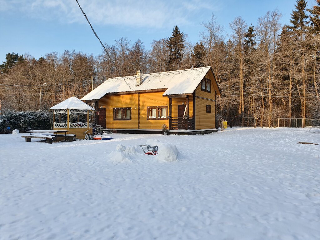 Sextuple cottage Tarhovka Guest house