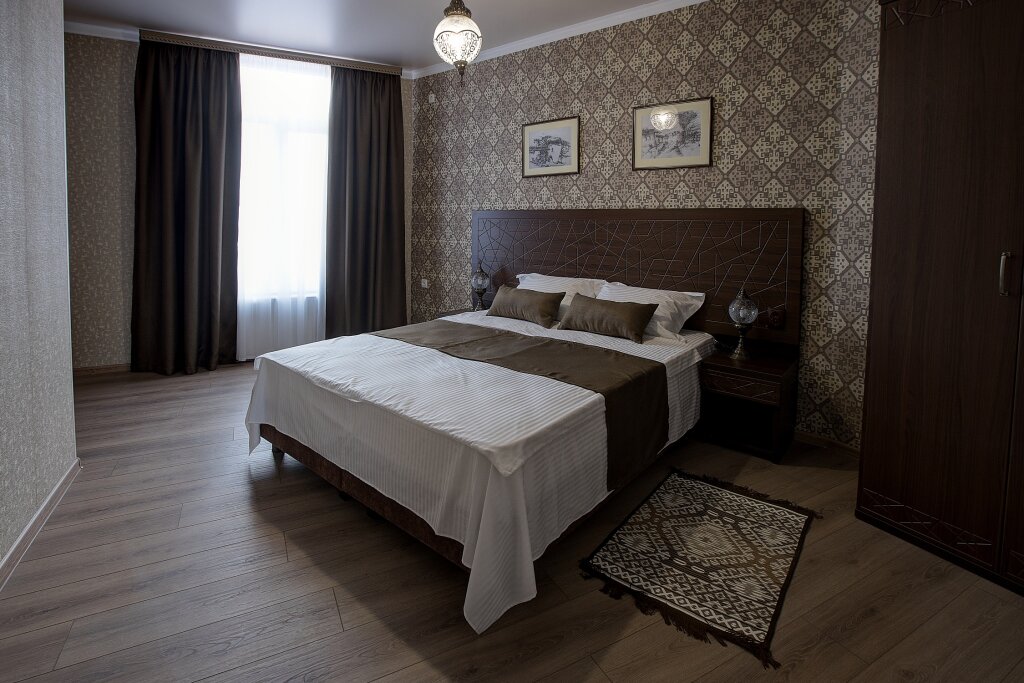 Doppel Suite 2 Schlafzimmer mit Stadtblick Hotel Enfes