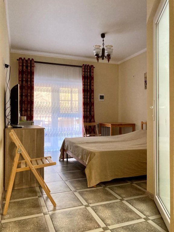 Supérieure double chambre avec balcon Agat Guest house