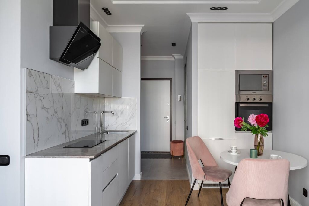 Apartment 2 Schlafzimmer mit Balkon und mit Blick Comfort & Relax Home at Tsarskaya Ploshchad Apartments