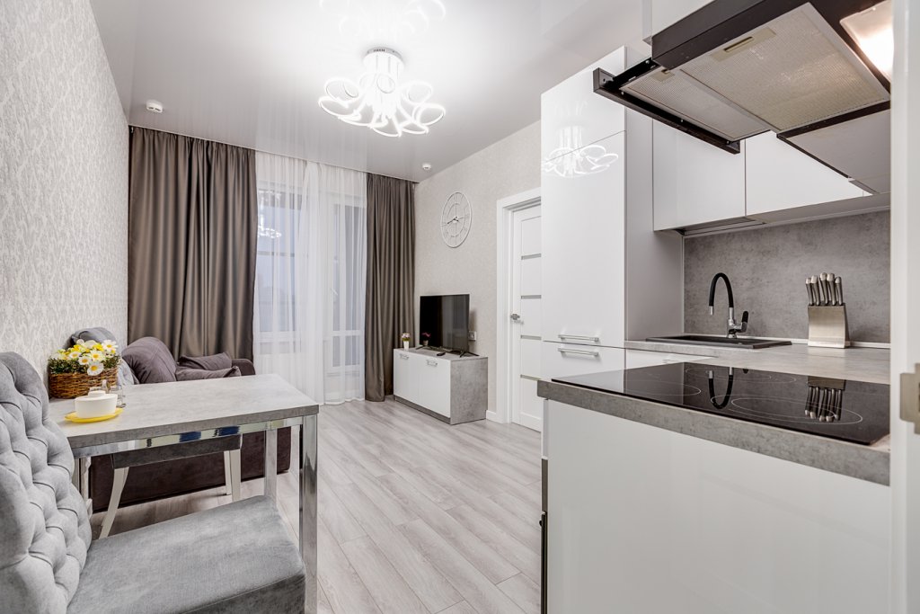 Deluxe Apartment 2 Schlafzimmer mit Balkon Salyut-11 Flat