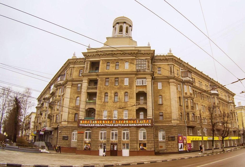 Apartment 2 Schlafzimmer mit Balkon L.v.hotels Na Pervomayskaya 9 Flat