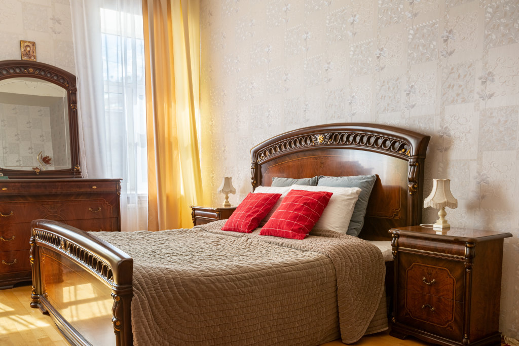 Appartement Vek Nyneshniy I Vek Minuvshiy: Komfort 21 Veka V Istoricheskom Dome 19 Stoletiya Apartments