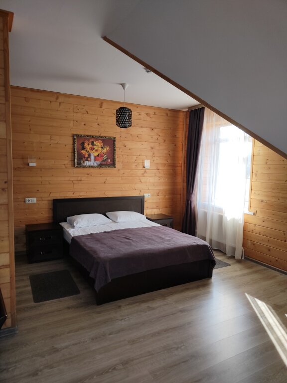 Doppel Suite mit Balkon und mit Flussblick Hotel Kashtan