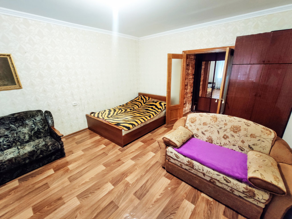 Appartamento V Mikrorayone Vostochny Apartments