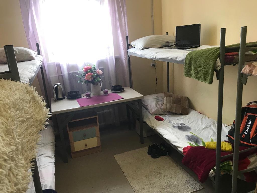 Cama en dormitorio compartido Uyut Hostel