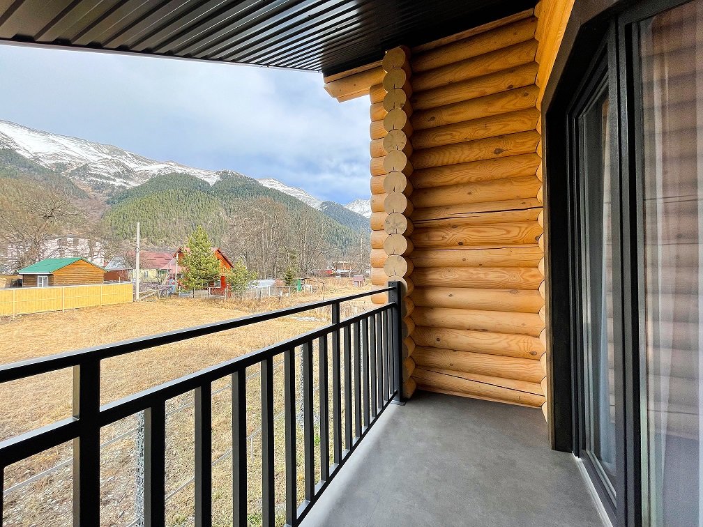 Двухместный номер Standard с балконом Гостевой дом «Счастье в горах»