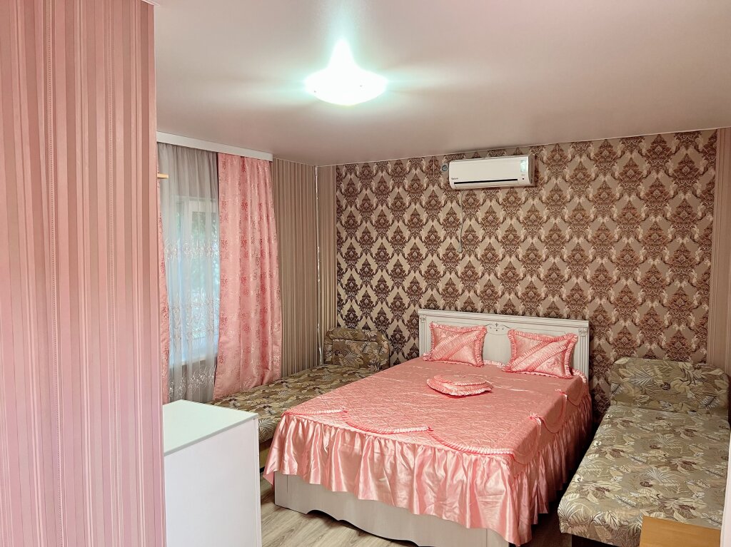 Supérieure famille chambre Pod Krepostyu Guest House