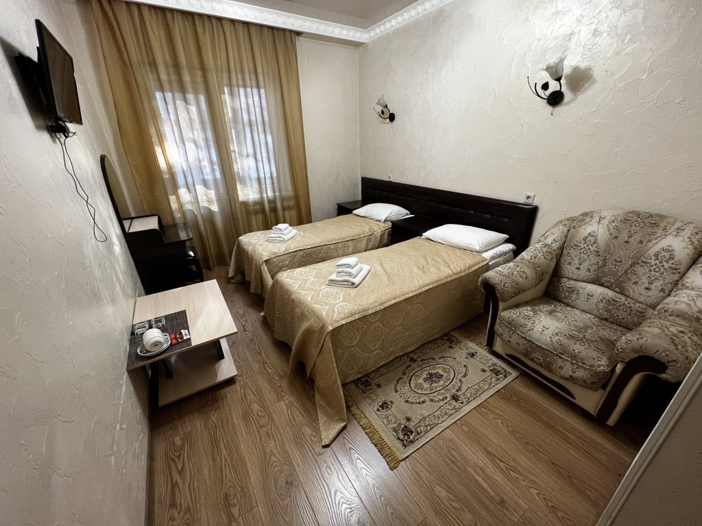 Double Junior Suite with balcony and with mountain view Hotel Bostan
