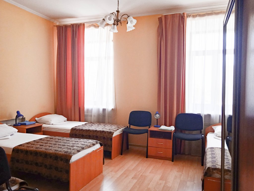 Кровать в общем номере Smart Hotel КДО Омск