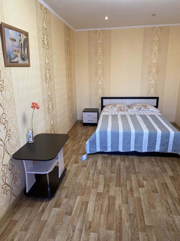 Apartment Kvartira V Tsentre Astrahani Apartments