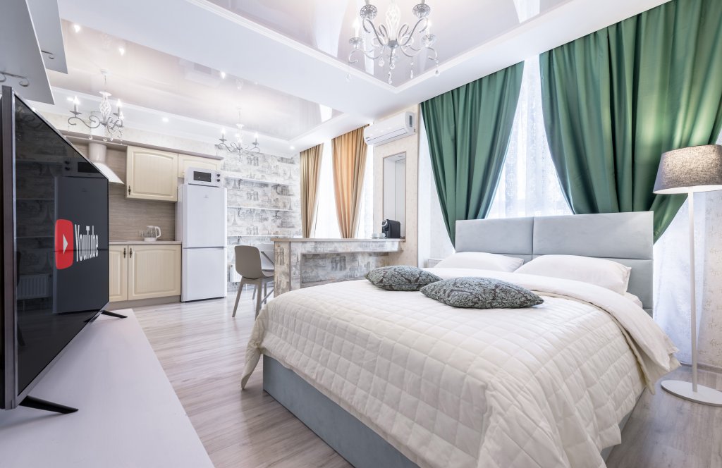 Apartamento cuádruple Business 2 dormitorios con balcón y con vista al patio Apart hotel Bolshoi by Roomers