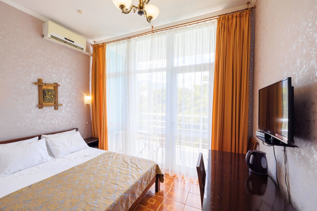 Economy Doppel Zimmer mit Balkon und mit Blick auf den Park Praga Hotel