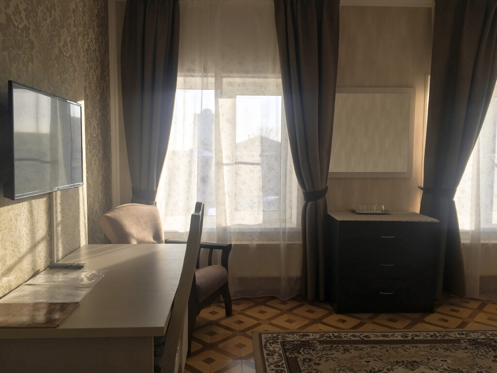 Standard Family room with city view Mir Hotel