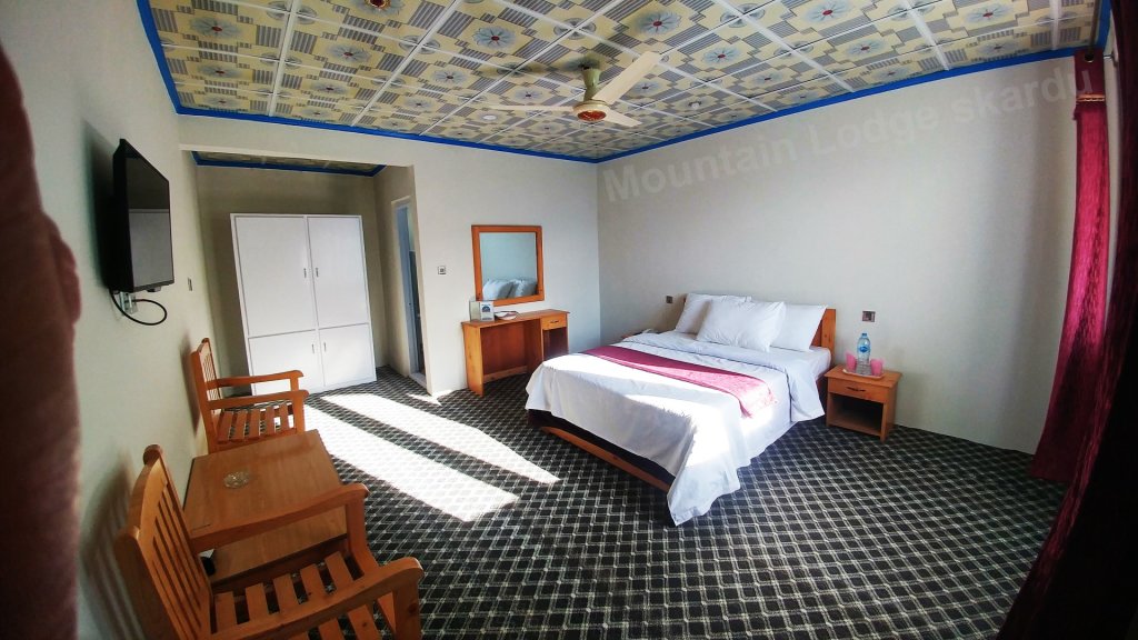 Standard Doppel Zimmer mit Balkon und mit Blick Hotel Mountain Lodge Skardu