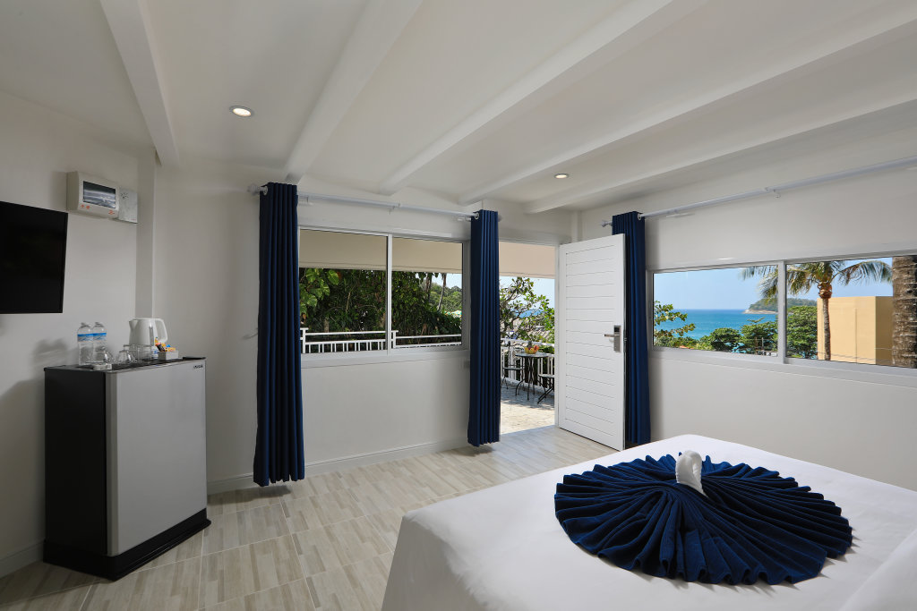 Номер Deluxe с балконом и с видом на море Hotel Kata White Villas
