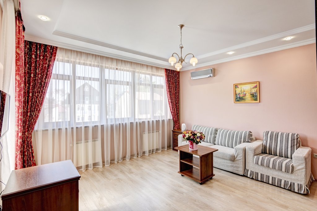 Klassisch Suite mit Balkon Mini-Hotel Reka I More