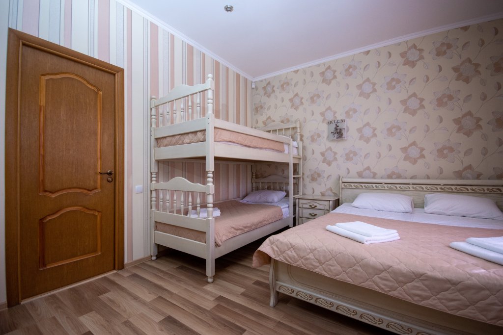 Superior Quadruple room Gornitsa Guest House