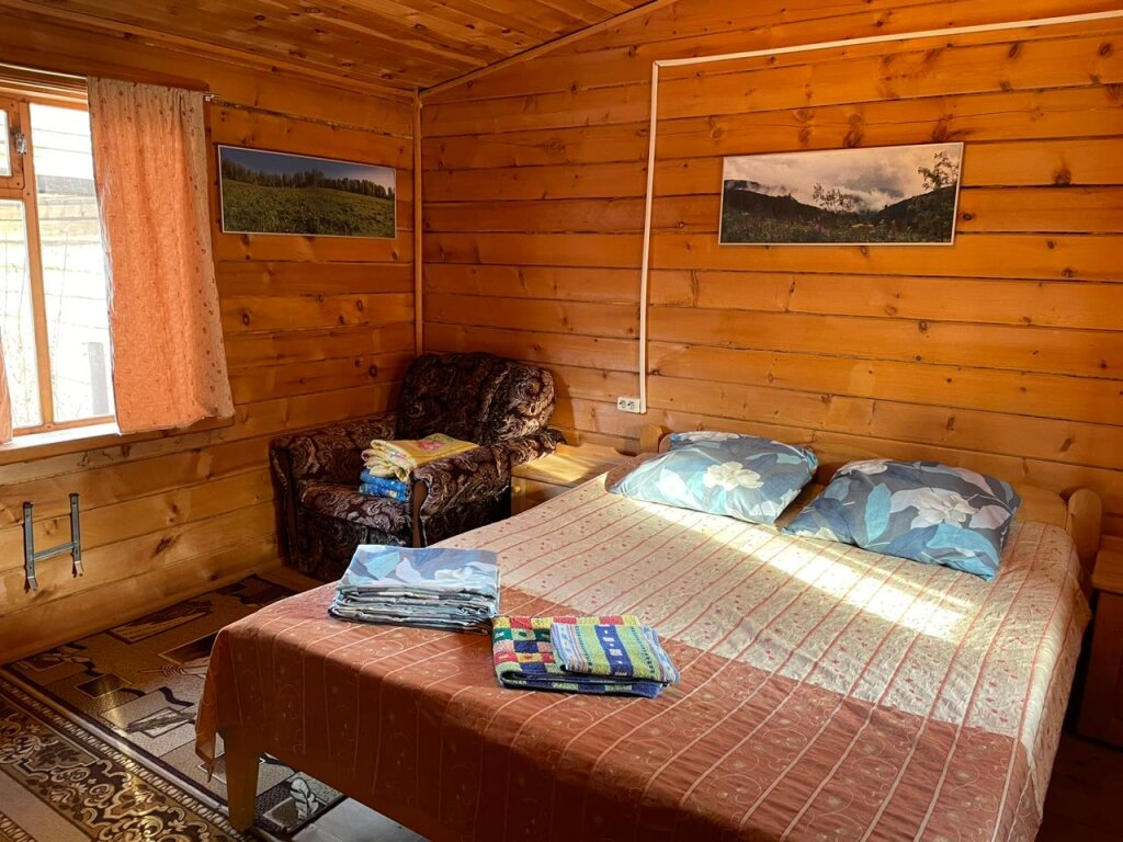 Standard Double room with mountain view Baza Otdyha Zolotaya Ryibka