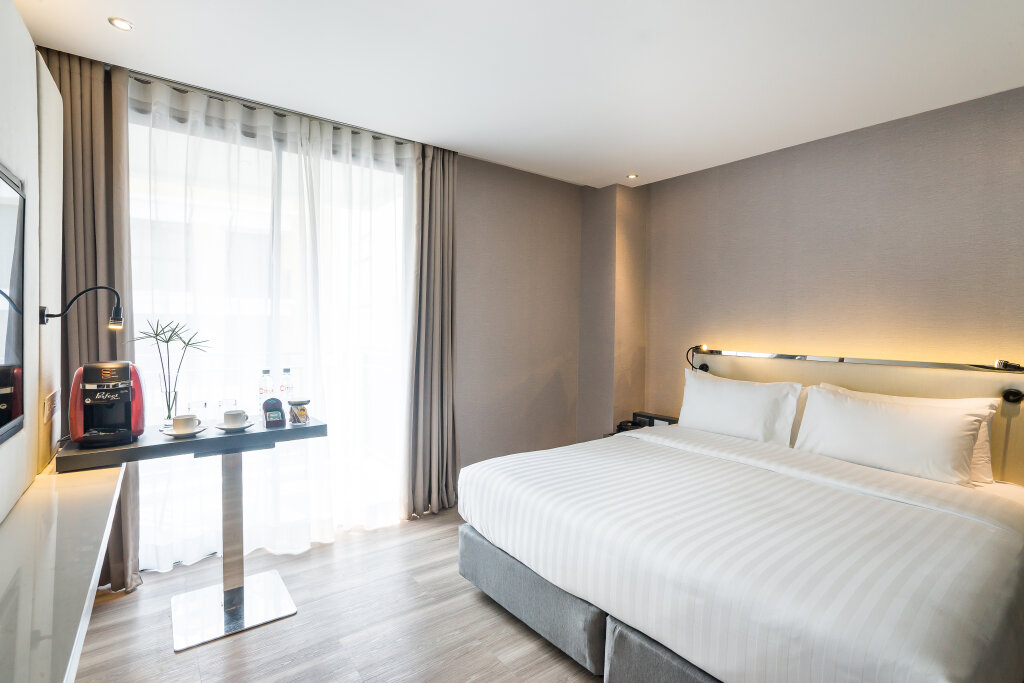 Premier Double room with balcony and with city view Citrus Grande Hotel Pattaya by Compass Hospitality