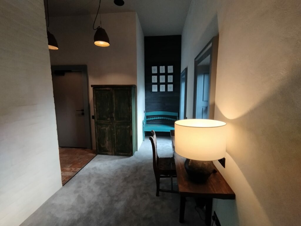 Habitación doble Confort con balcón Kon V Palto. Muzey I Postoy Guest House