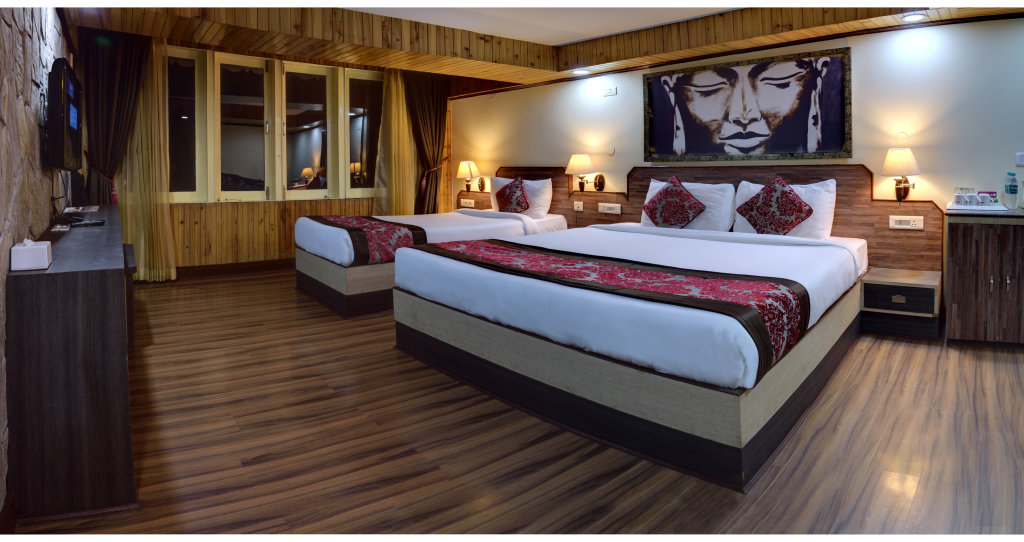 Camera tripla Premium Sumi Yashshree Suites & Spa Hotel