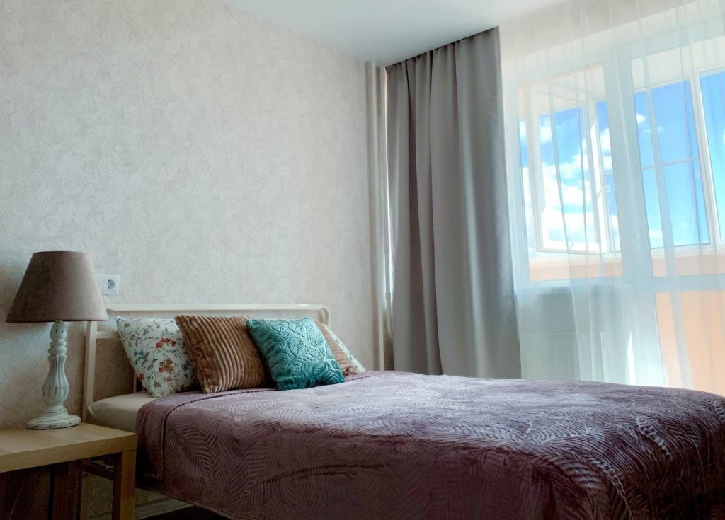 Suite familiar con balcón y con vista Vgosti33 na Vysote Apart-Hotel