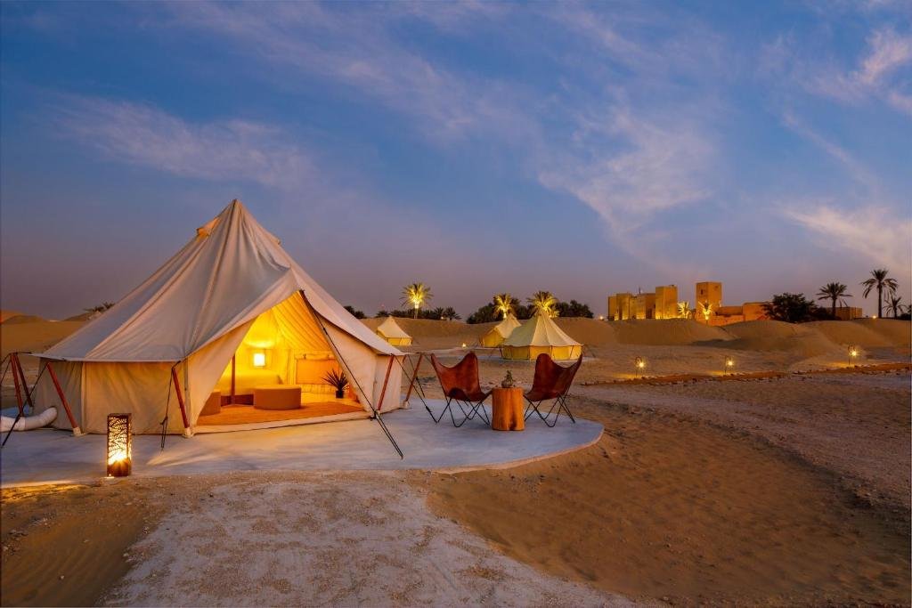 Tent with view Terra Solis Dubai Glamping