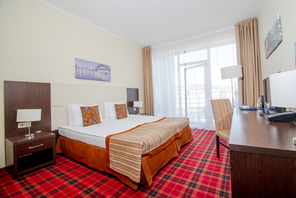 Standard Doppel Zimmer mit Balkon Bridge Resort