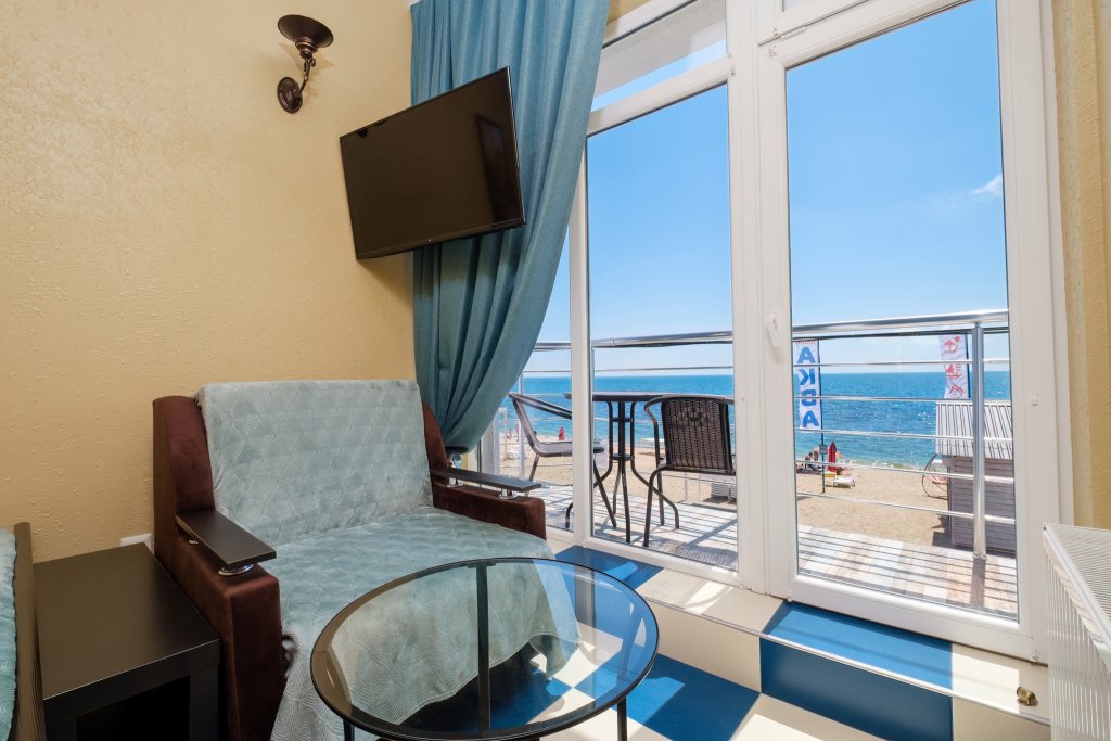 Апартаменты с балконом и с красивым видом из окна Мини-Отель Gala Beach