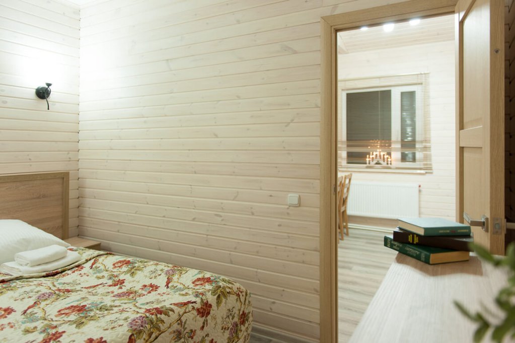 2 Bedrooms Family Plus Cottage Zolotaya Dolina Park-Hotel