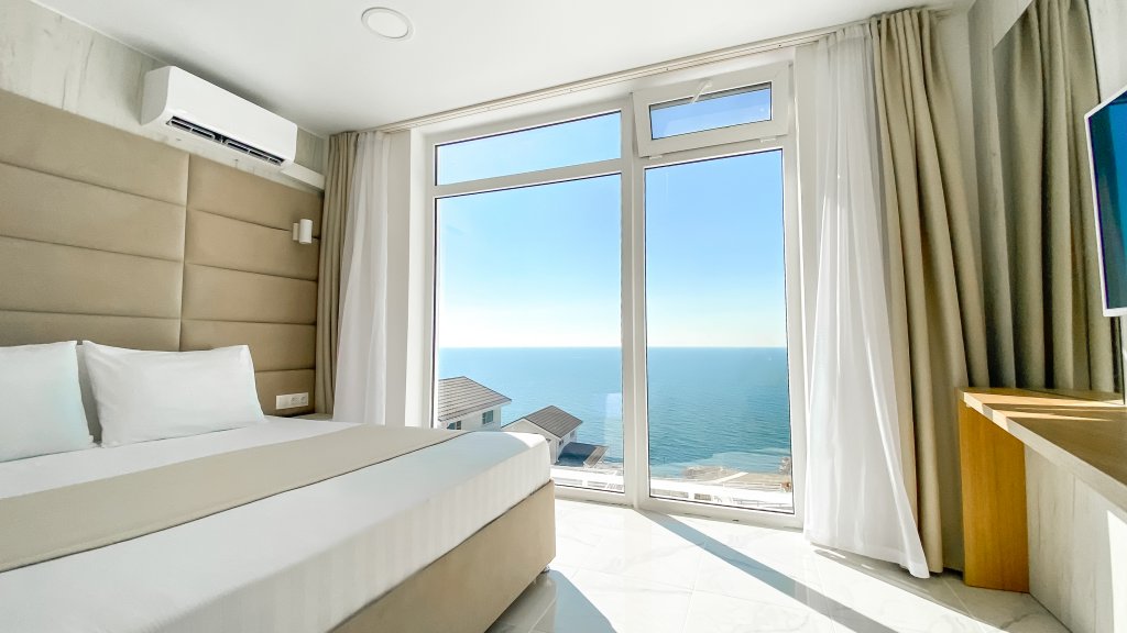 Апартаменты с 2 комнатами с видом на море Отель Морская резиденция