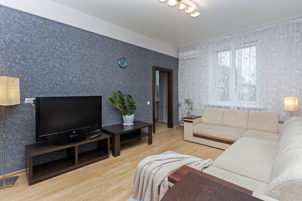 1 Bedroom Comfort Apartment with balcony Studiominsk 8 Apartments