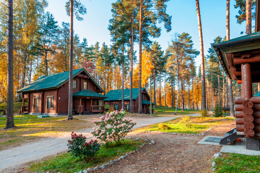 Громово парк база. Громово парк база отдыха. Вилла тайм база отдыха. Лосево парк база отдыха фото.