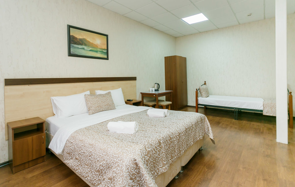 Standard Dreier Zimmer Sochi Passage Hotel